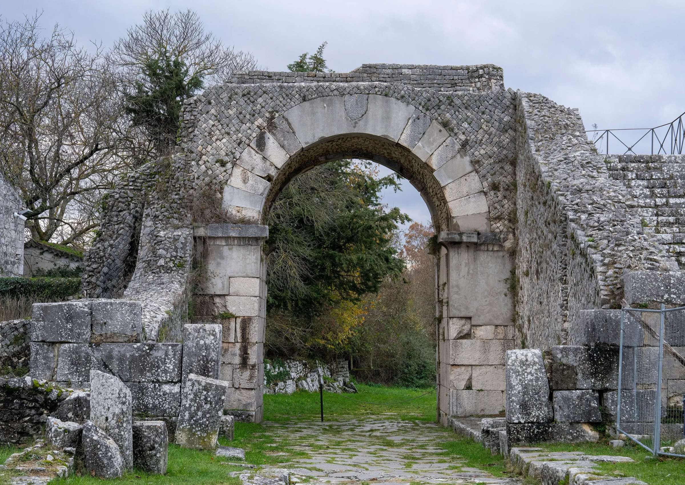 Porta Boiano, l'ingresso monumentale di Altilia-Saepinum